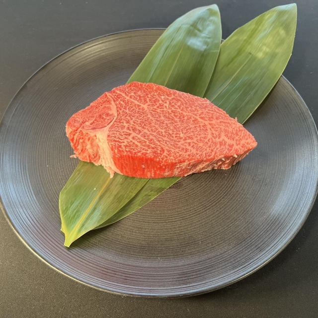 九州産黒毛和牛〈特選〉ヒレブロック【1枚/約300ｇ】